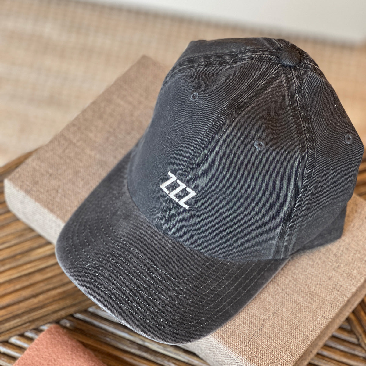 Bonnie Monogram It Black