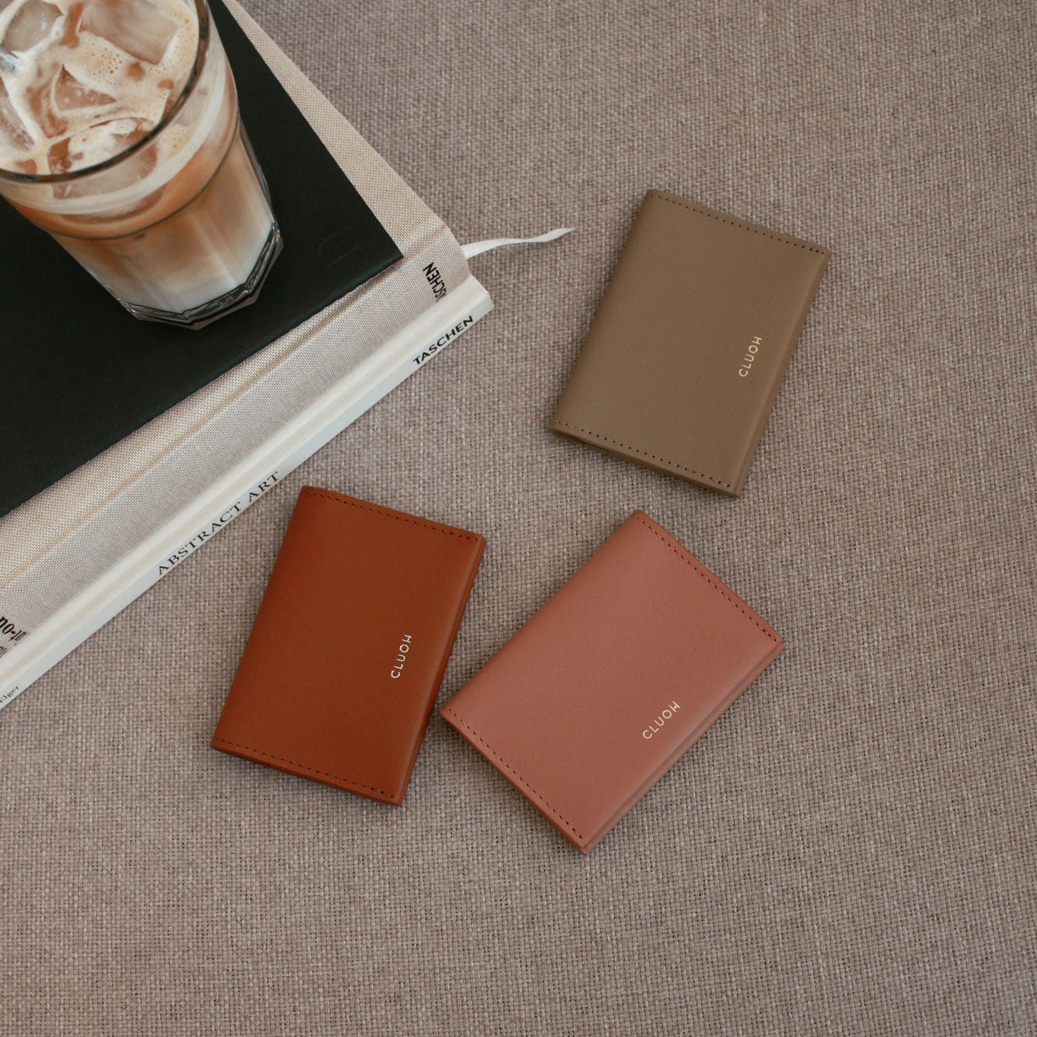Henri Bi-Fold Maquillaje