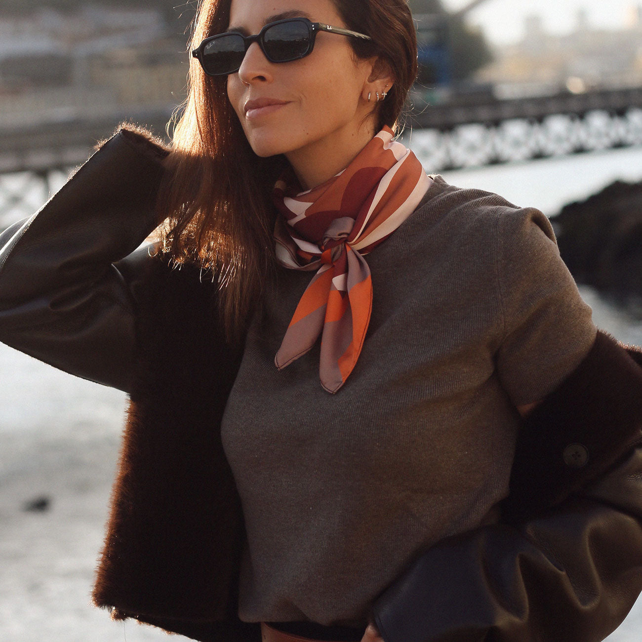 Iris Cutout Bordeaux