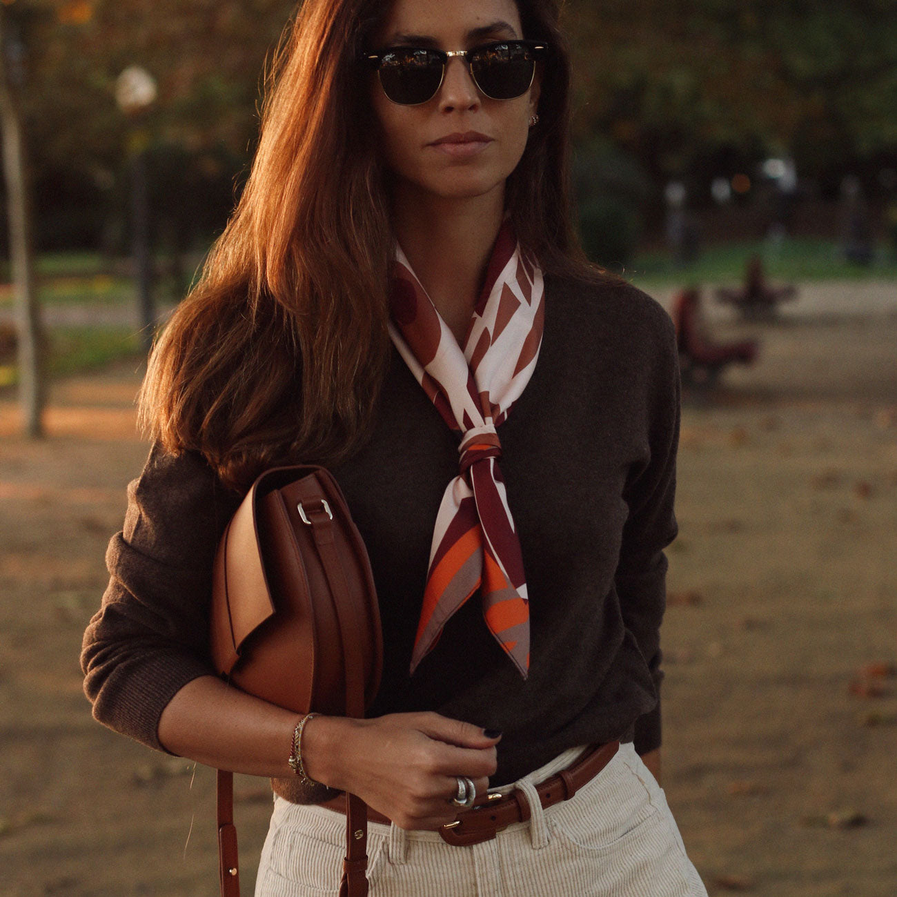 Mini Iris Cutout Bordeaux