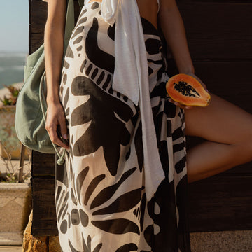 Pareo Cutout Black