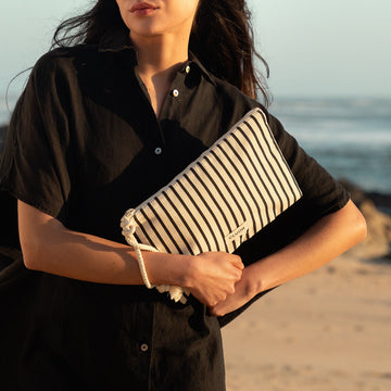 Stina Flat Slim Stripes Black