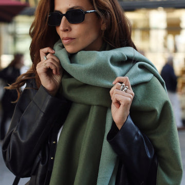 Vincent Green & Light Green